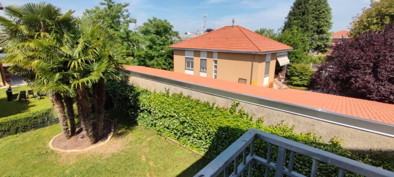 Appartamento Vicino Malpensa Vanzaghello Luaran gambar