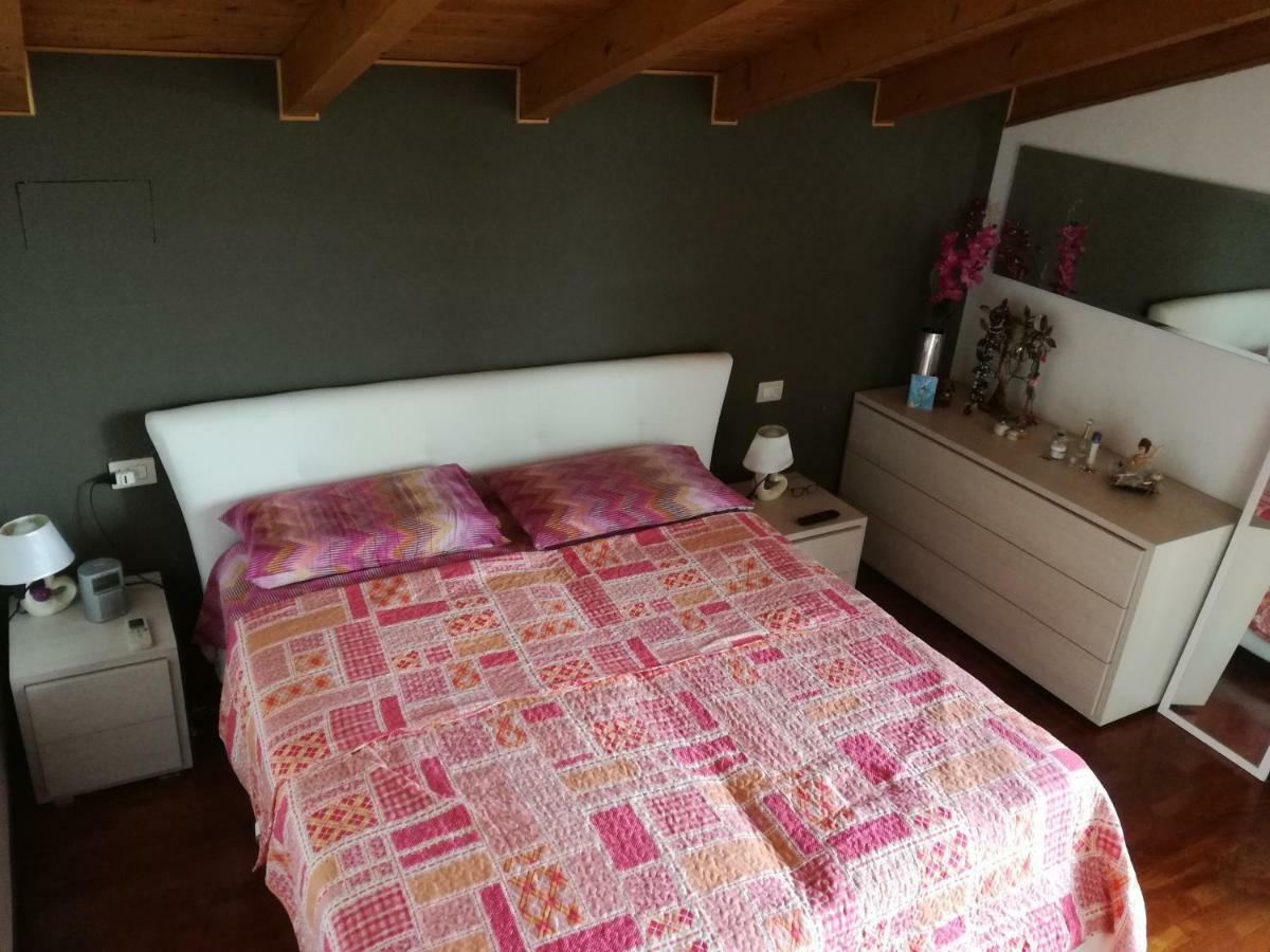 Appartamento Vicino Malpensa Vanzaghello Luaran gambar